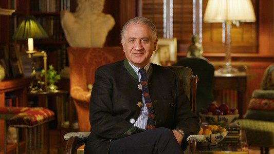 How to Create Timeless Interiors