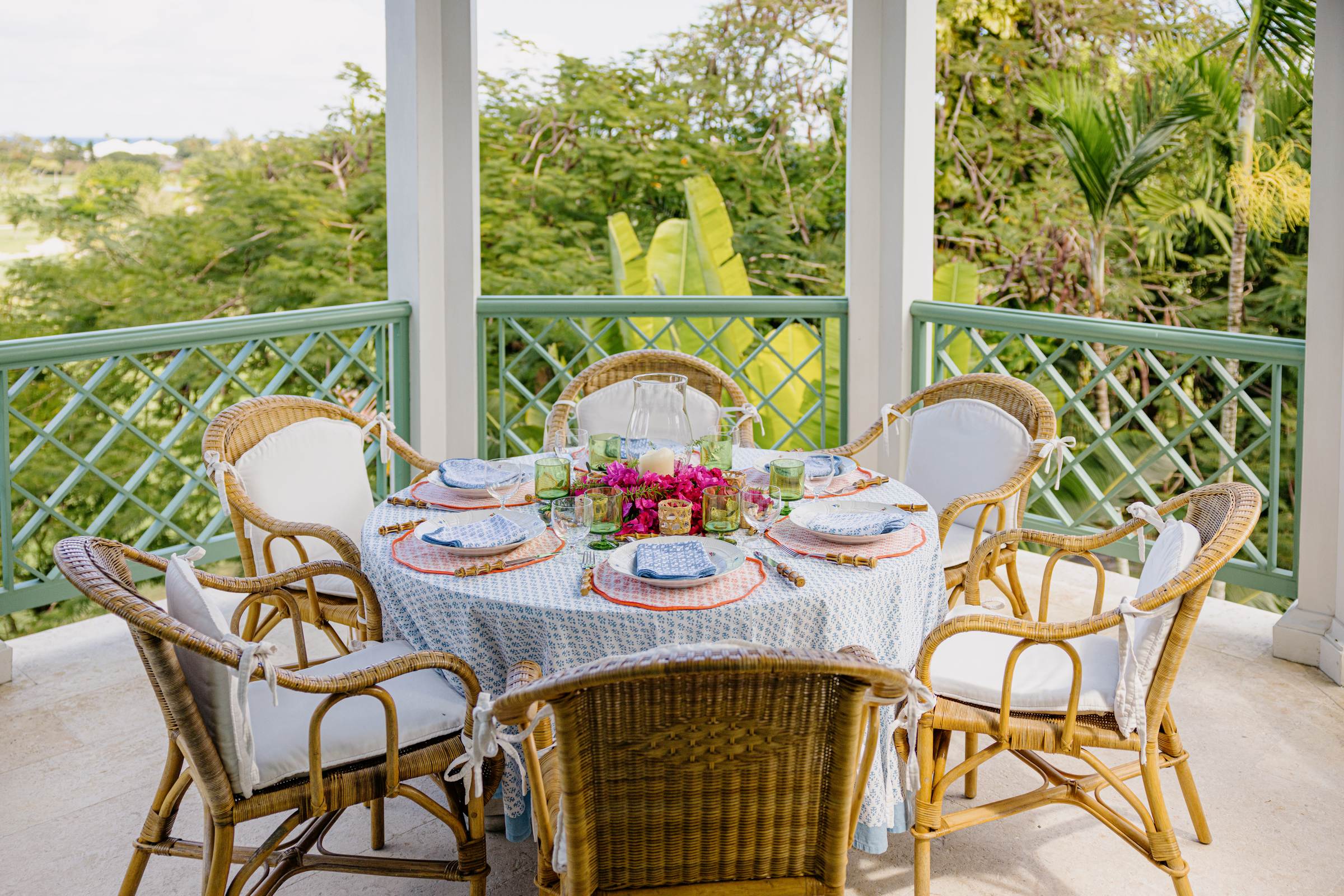 Amanda Lindroth banner image