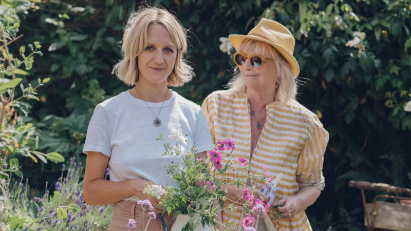 Learn the Art of Flower Pressing